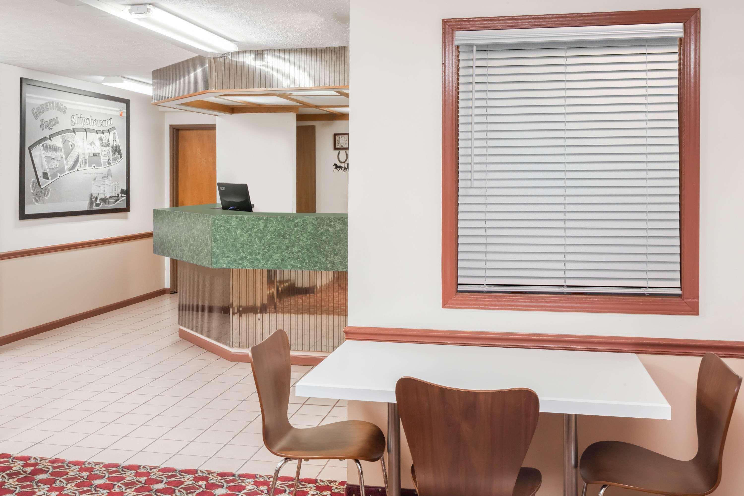 Super 8 By Wyndham Shipshewana Hotel Kültér fotó